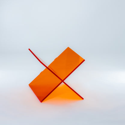 Der 'PiO' Beistelltisch / Zeitschriftenständer Acryl Orange - BAMEO Möbel